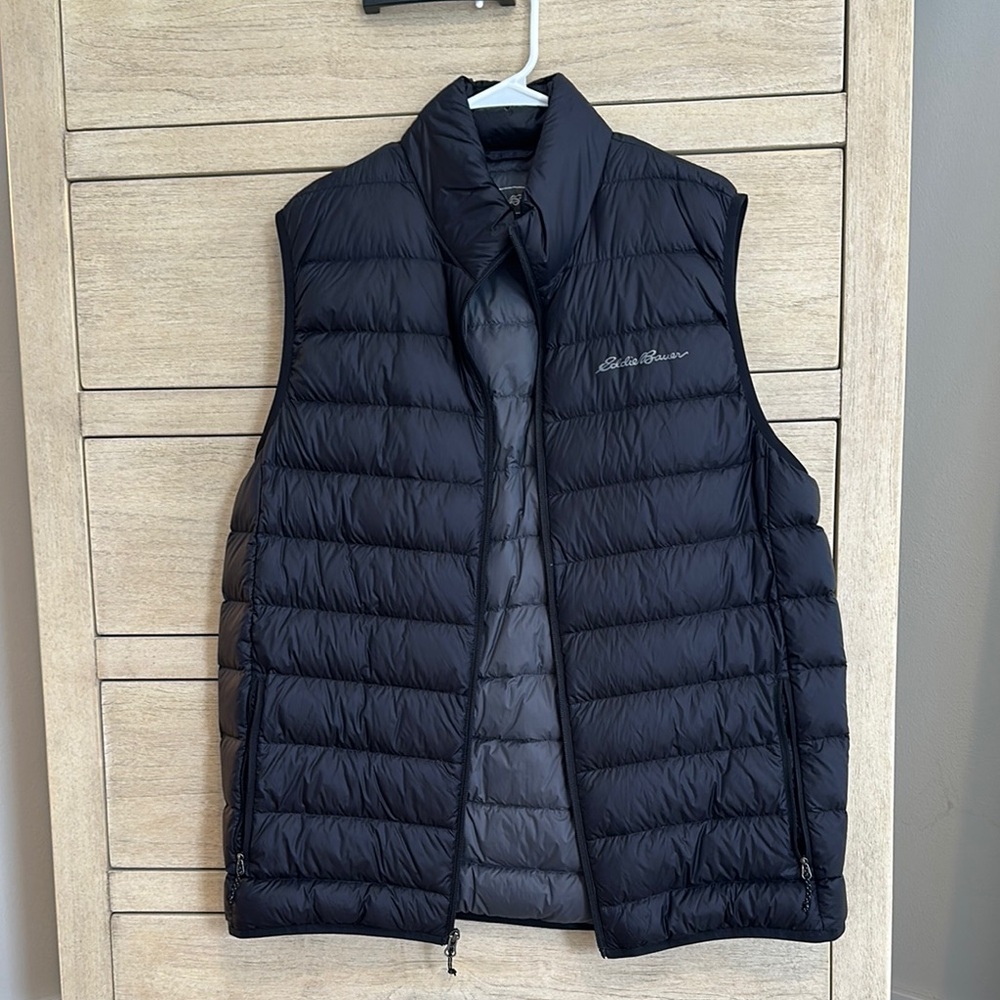 Eddie Bauer Black Quilted Vest Water-Resistant Sleeveless